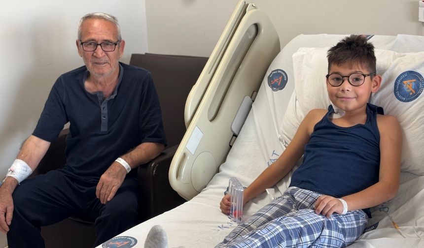 11 yaşındaki Bekir dedesinin böbreğiyle hayata tutundu