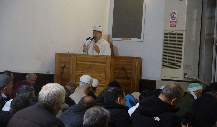 Kumluca’da hatimle teravih namazı kılınan cami sayısı 5’e çıkarıldı