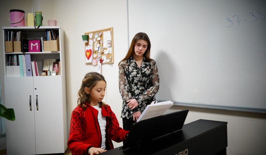 Antalya’da yeni dönem için sınavlar başladı