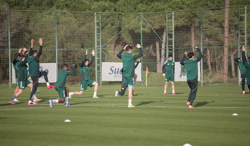Antalya’nın sakin günlerini kamplar hareketlendirdi