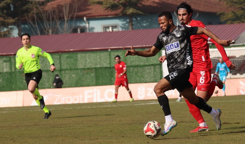 Bolu’ya fark atan Alanyaspor, grup liderliğine yükseldi 4-0