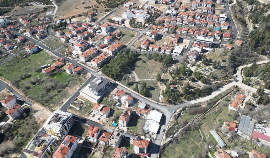 Antalya Elmalı’da büyük değişim! Sokaklar, yollar, alt yapı yenilendi