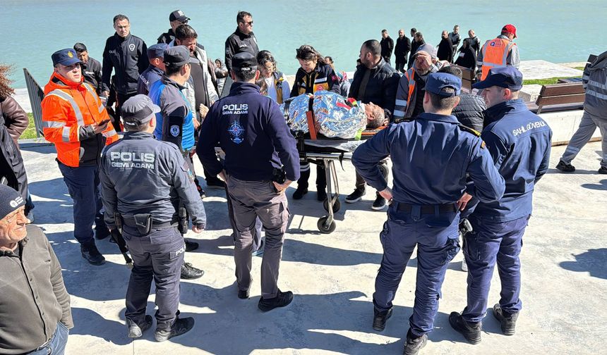 Antalya'da baskı yapıldığı ileri süren belediye işçisi Boğaçayı'na atladı