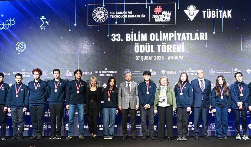 Bilimin genç yıldızları Antalya’da ödüllendirildi