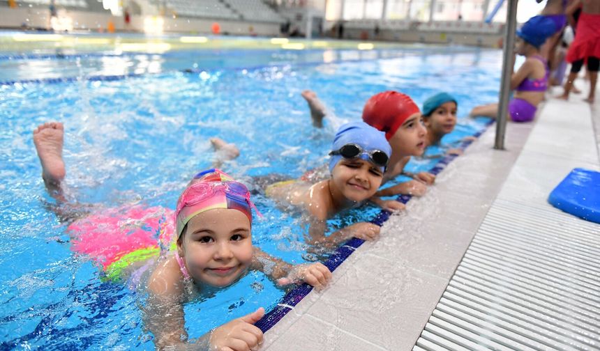 Muratpaşa’da ilkbahar dönemi spor okulları başladı