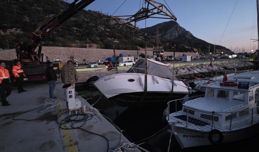 Antalya Balıkçı Barınağı’nda yaşananların ardından teknesini satma kararı aldı