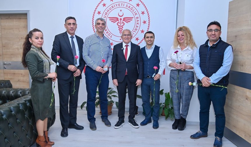 Avcıoğlu’ndan sağlık çalışanlarına Tıp Bayramı ziyareti