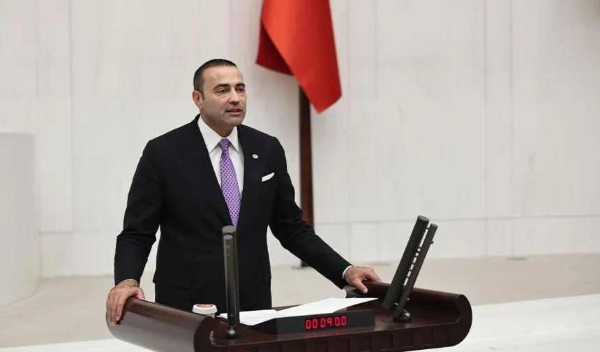 Meclis'te gurur dolu anlar... Aykut Kaya: “İyi ki bu şehrin milletvekiliyim”