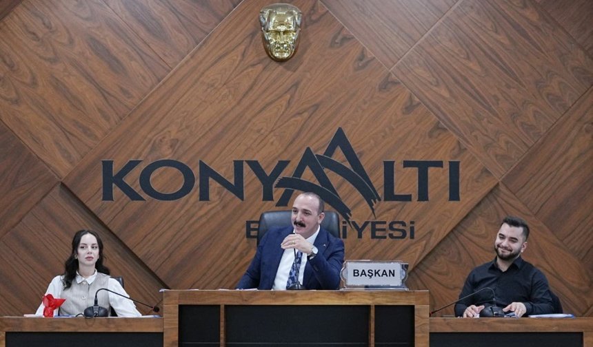 Konyaaltı Belediye Başkanı Cem Kotan’dan kadınlara çağrı