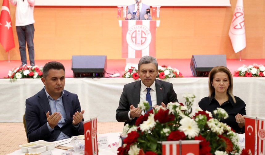 Vali Şahin’den Antalyaspor için kritik çağrı