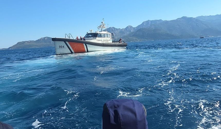 Marmaris’te tur teknesi battı: 110 yolcu ölümden kıl payı kurtuldu