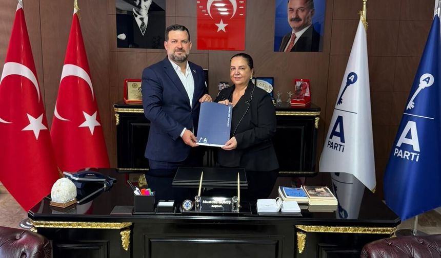 Anahtar Parti Konyaaltı’nda Saadet Durukan dönemi başladı