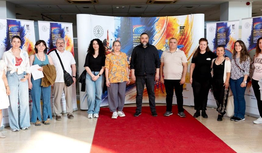 Tiyatro festivalinde renkli sanat atölyeleri