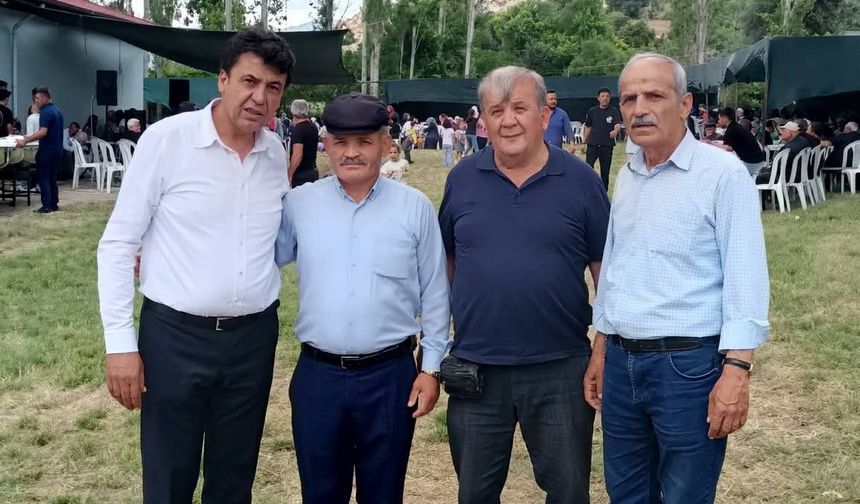 Antalya’da Hıdırellez şenliği! Vatandaşlar Baharın Gelişini Kutladı