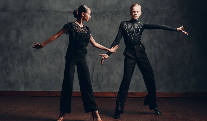 Kemer'de Latin dansları geceye damga vuracak