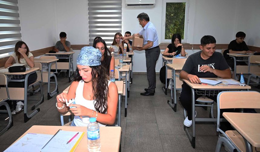 Antalya Kemer’de ilk ders zili çaldı