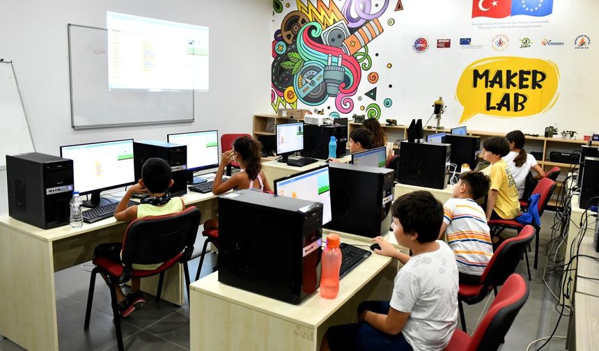 Muratpaşa’nın geleceğe hazırlayacak kursu için başvurular başladı