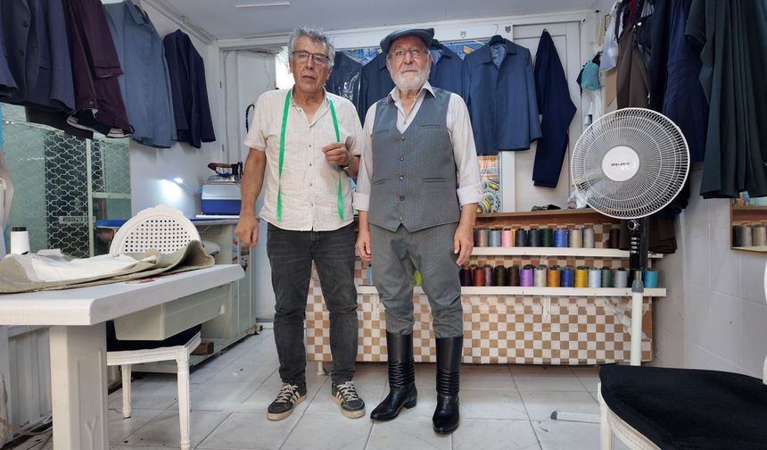 54 yıllık terzi Coşgun, 'Yörük Kültürü'nü iğne iplikle yaşatıyor