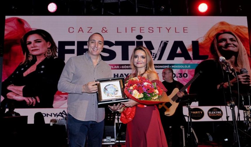 Antalya’da yapılan caz festivali kulakların pasını sildi