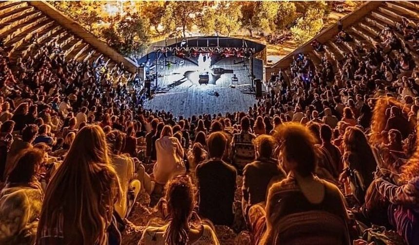 Kaş Tiyatro Günleri, ‘Işık Ülkesi’ Likya’nın izini sürüyor